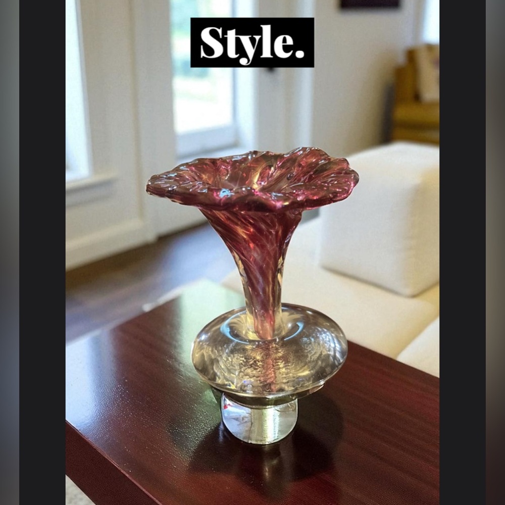 🇺🇸Vintage Hand Blown Fuchsia Art Glass Vase